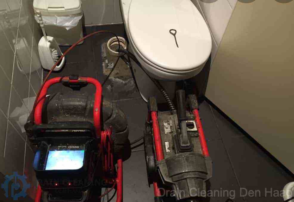Unclog toilet Den Haag Unclog toilet Den Haag